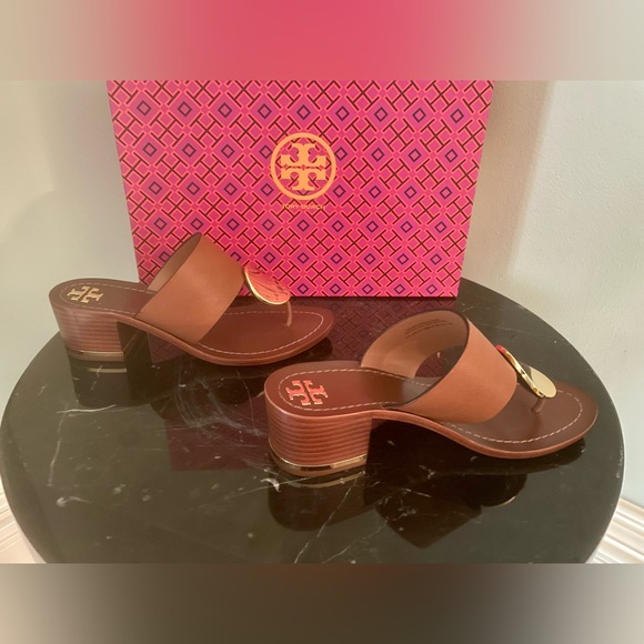 TORY BURCH Patos Disk 45 mm Leather Sandal - Picture 6 of 12